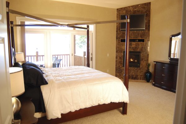 Master Bedroom.med